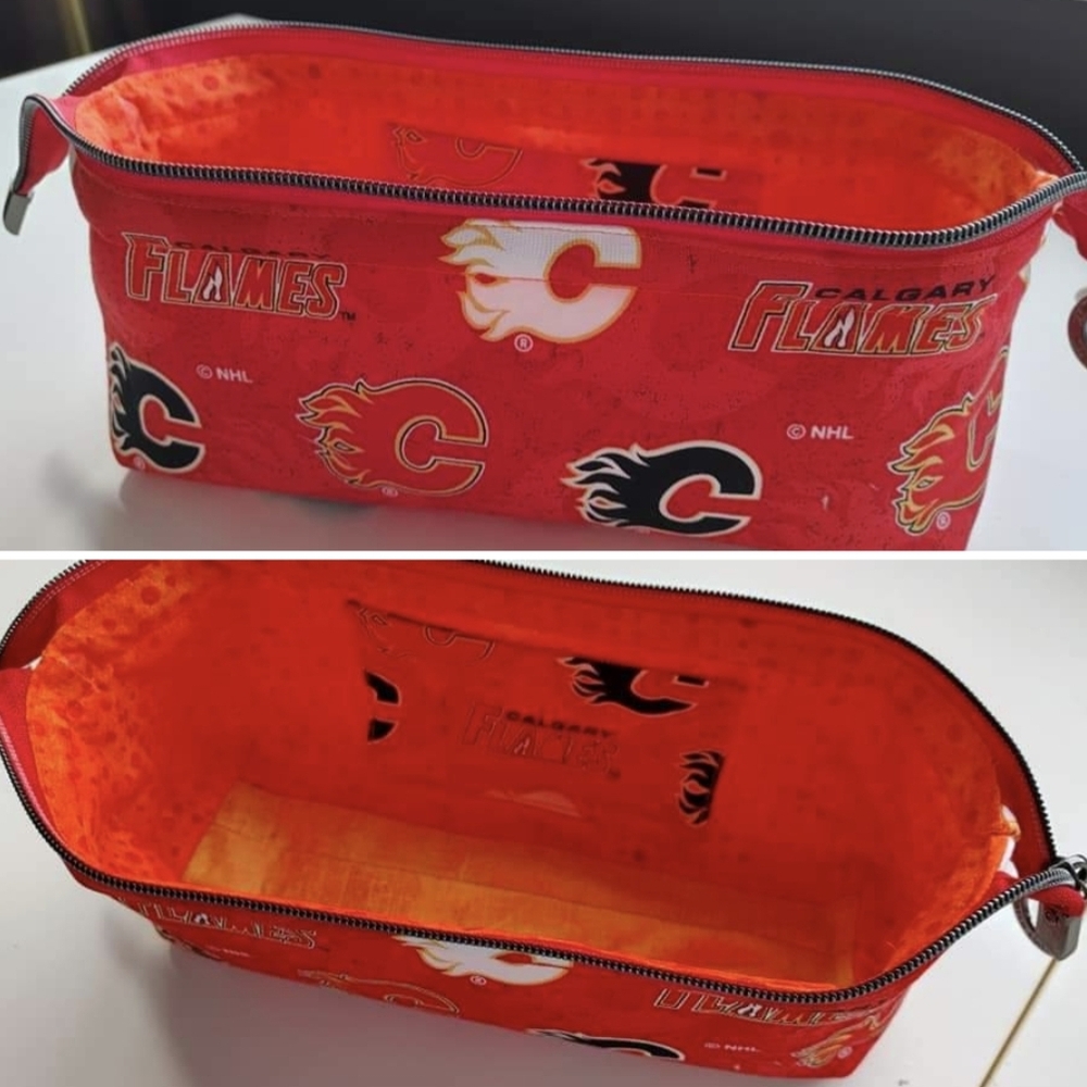Calgary Flames Red Zippered Pouch
